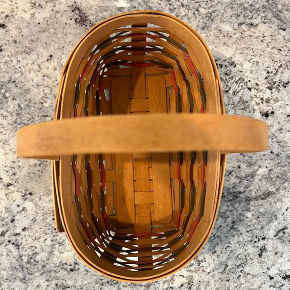 1997 Longaberger Large Easter Basket with protector - Picture 7 of 8